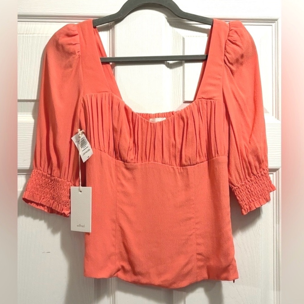 NWT Aritzia Wilfred Pandora Blouse Smocked Side Zip Fresco Pink Size Small NEW